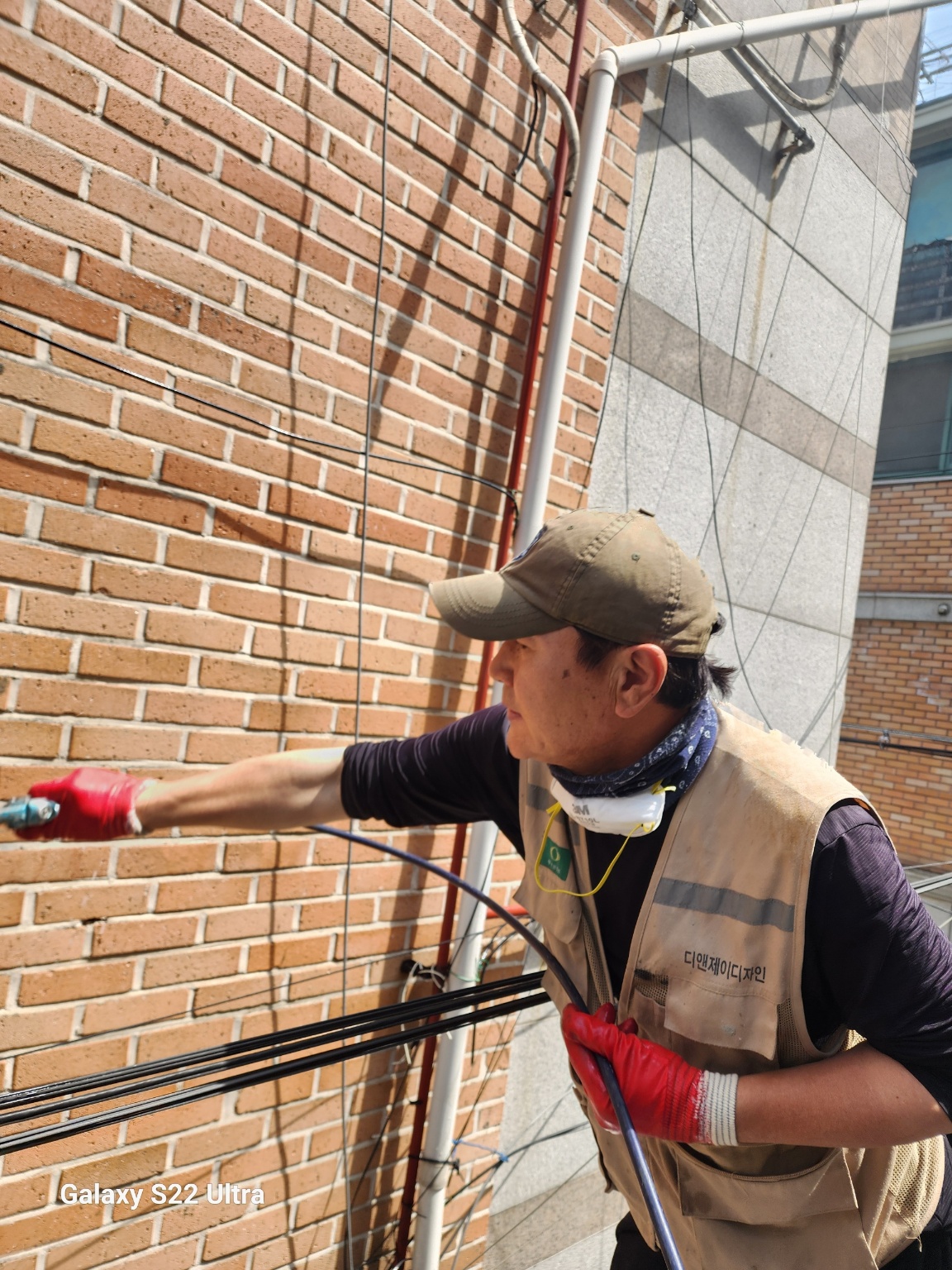 2000769928_thud8Cyb_371634a978548d9699c5da6e6de22077bbe58c4d.jpg 이미지크게보기